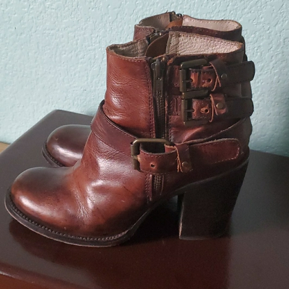 FREEBIRD BOOTS Bolo Size 8